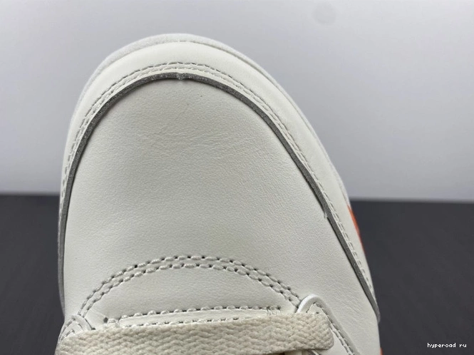 5 Retro Jordan Total DC1060-100 Orange 1106